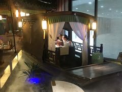 -佬麻雀·新湘菜(珠海金发购物中心店)