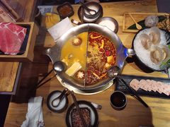 红颜花胶鸡锅-湊湊火锅·茶憩(杭州湖滨银泰in77店)