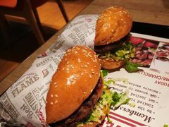 -The Habit Burger Grill 哈比特汉堡(复兴soho店)