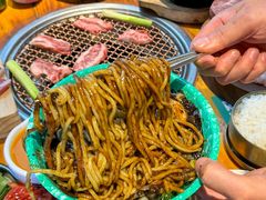 -唯成•韩国炭火烤肉 유성고기