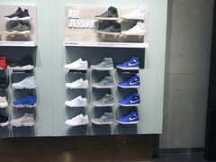 -Air Jordan(世贸天阶店)