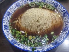 红汤面底-裕兴记•蟹黄面馆(人民广场店)