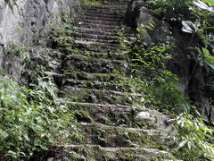 -天坑地缝国家地质公园-停车场