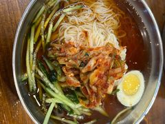 -韩风烤牛肉冷面店