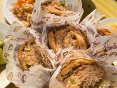 烧饼加肉-万红路羊汤烧饼店(将台路店)