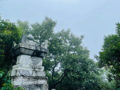 -灵岩山风景区