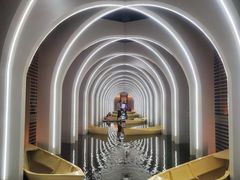 -涨巢·潮玩水疗局