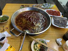 -毛毛老火锅(八年观音桥店)