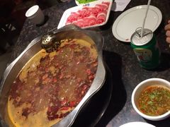 -小天鹅火锅·一线江景洪鼎旗舰店(洪崖洞店)