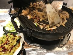 -燚店·铁板鱼蛙·烤肉·烤串(北新桥店)