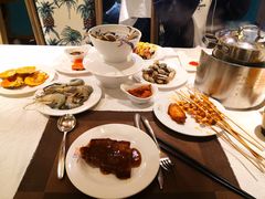 -领鲜活海鲜榴莲自助火锅(东门店)