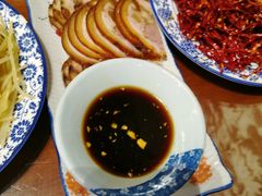 三少酱肘子-娄三少·老北京春饼烤鸭家常菜(方庄店)