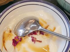 -云阿蛮云南生烫牛肉米线(奉贤路店)