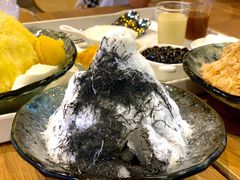 杏仁黑白配绵花甜-Ice Monster冰馆·CNN评选全球十大甜品(国贸商城店)