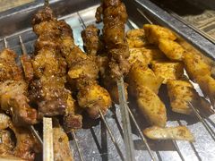 -郑享吃烧烤烩面(红专路店)