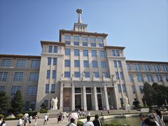 -军事博物馆(地铁站)