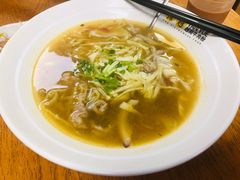 顺化牛肉汤檬粉-探越越南牛肉粉(江南西分店)