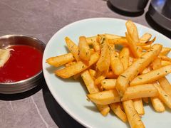 黑松露油芝士薯条-听说过·韩料요리(景枫中心店)