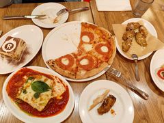 -城市大道红炉披萨烘焙坊