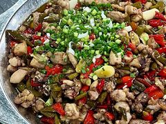 -廖哥泡椒兔(峨眉店)