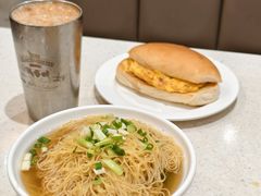 -香港新发烧腊茶餐厅(水围店)