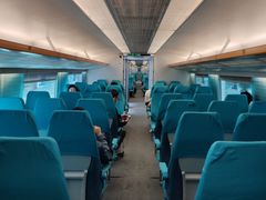 -龙阳路磁悬浮列车总站-停车场