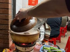 -威邵鸡煲(西华路总店)