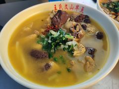 -文山荷鲜居(翠湖店)