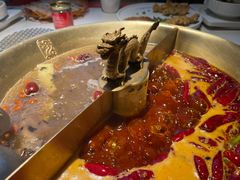 -小龙翻大江文化火锅(宽窄店)