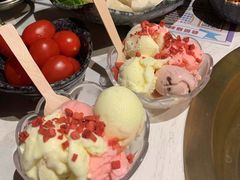 冰淇淋自助-哥老官重庆美蛙鱼头(西湖银泰十一哥店)