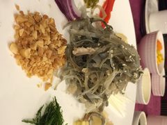 鱼皮捞起-申粤轩酒楼·三十年粤菜经典(丁香花园店)