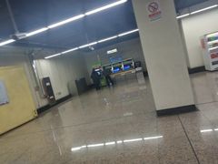 -人民广场(地铁站)