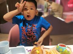 -水桶王国主题餐厅·聚会·生日派对·亲子活动·家庭套餐(亚龙湾希尔顿店)