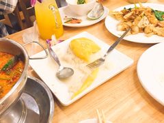 -J Daeng Seafood