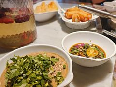 -尚尚仙·酸汤猪手·猪肚鸡火锅(华联万柳购物中心店)