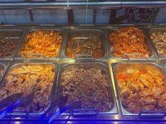 -布罗城堡自助烧烤(鸿通城购物中心店)