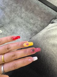 -尤米一站式美甲美睫