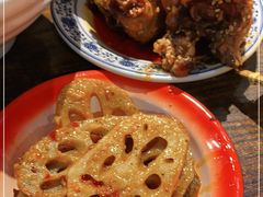 -爆炸头阿姨小四川正宗川味小吃(无任何分店)