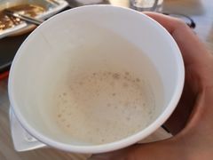 豆浆-大唐腾记腊汁肉夹馍(西安北站店)
