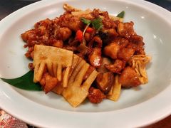 -雀舞云南菜(天津天河城购物中心店)