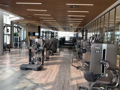-黄金时代游泳健身云畔会所(绿地中心双子塔店)