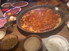 -萍姐火锅·公路夜市(武汉首店)