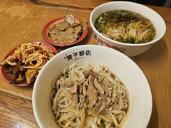 -矮子粉店1985·长沙米粉(湘春路店)