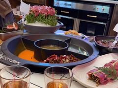 -热火朝天鲜切牛肉火锅(南强街巷店)