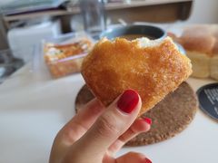 椰蓉面包-嘉华饼屋(云冶店)