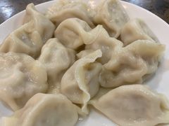 -周家大连水饺(美专校街店)
