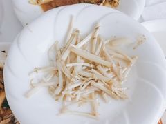 -天乐农家鱼头王(天目湖店)
