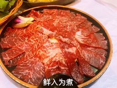 -鲜入围煮花胶鸡海鲜火锅