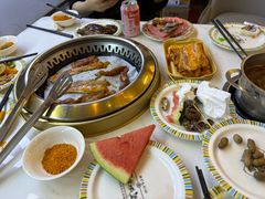 -布罗城堡自助烧烤(鸿通城购物中心店)
