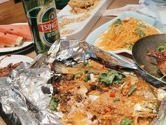 -街角等你.大连海鲜烧烤.经典铁板海鲜串(西安路店)